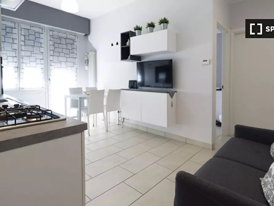 Immagine 8 di Appartamento in affitto  in Via Pasubio a Bologna