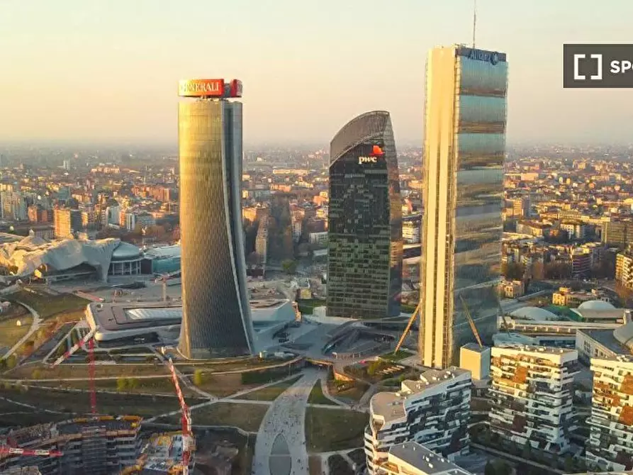 Immagine 11 di Ufficio in affitto  in Via Alcuino a Milano
