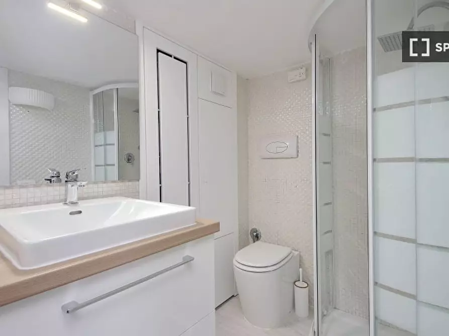 Immagine 11 di Ufficio in affitto  in Via della Fonte D'Olio a Roma