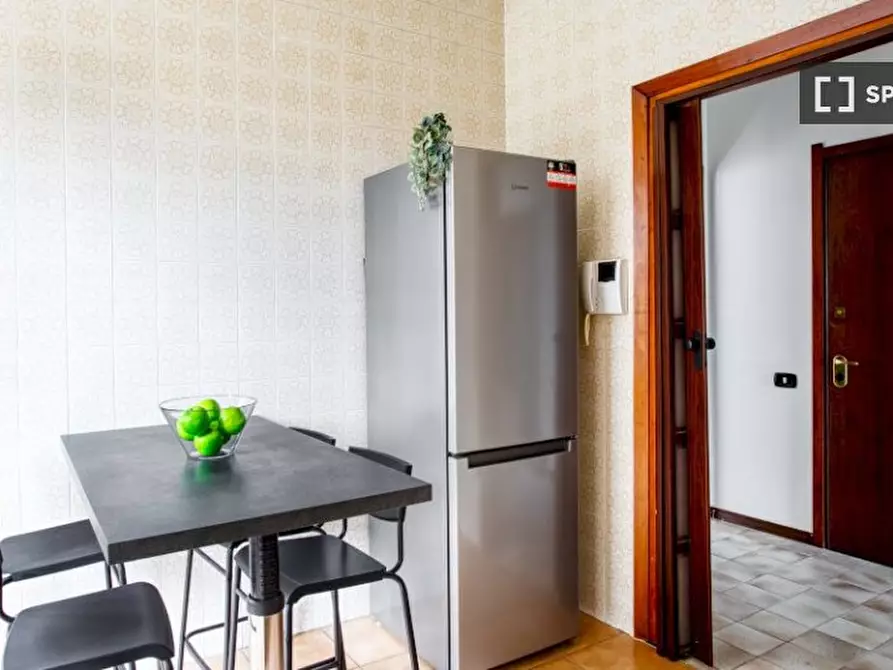 Immagine 13 di Camera condivisa in affitto  in Via Ronchi a Milano