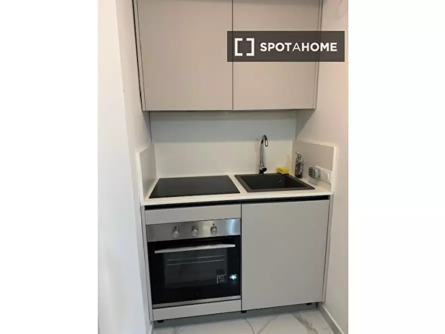 Immagine 5 di Ufficio in affitto  in Via Giuseppe Mercalli a Roma