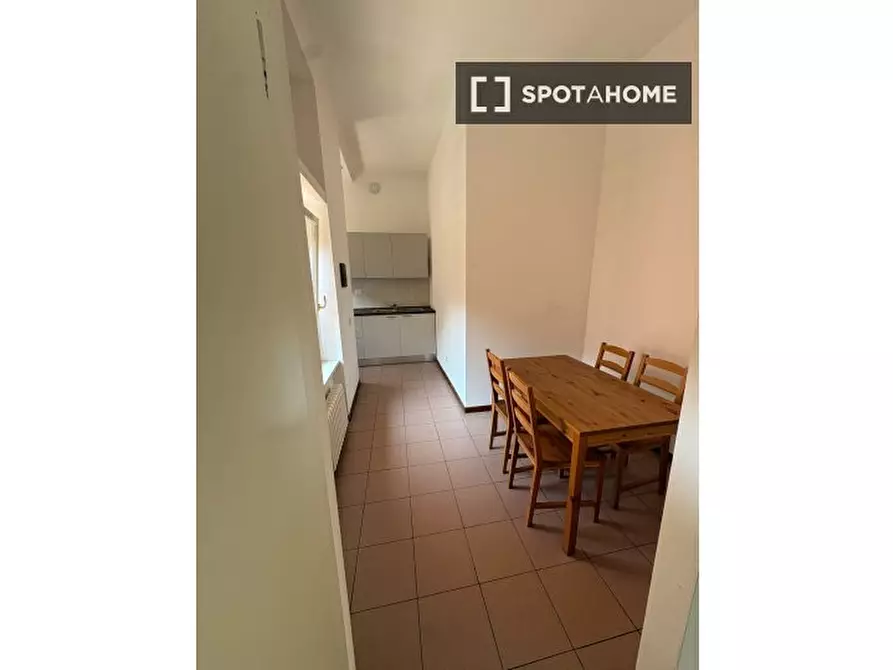 Immagine 5 di Camera condivisa in affitto  in Via Anton Giulio Barrili a Milano