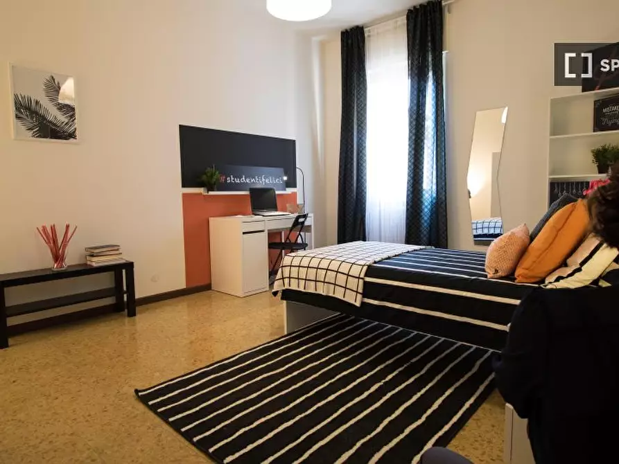 Immagine 2 di Camera condivisa in affitto  in Pasubio/C a Brescia