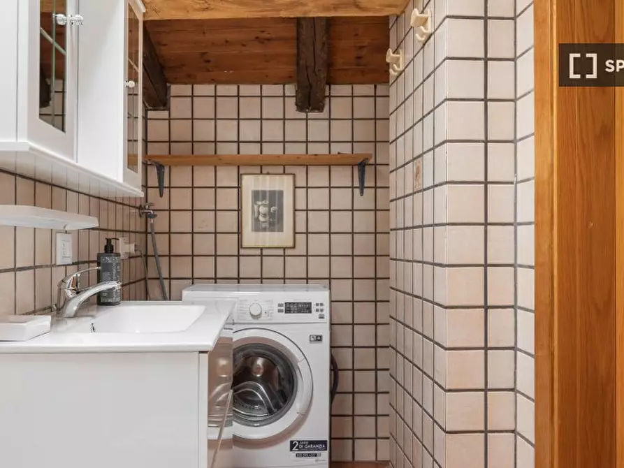 Immagine 12 di Ufficio in affitto  in Via Nosadella a Bologna