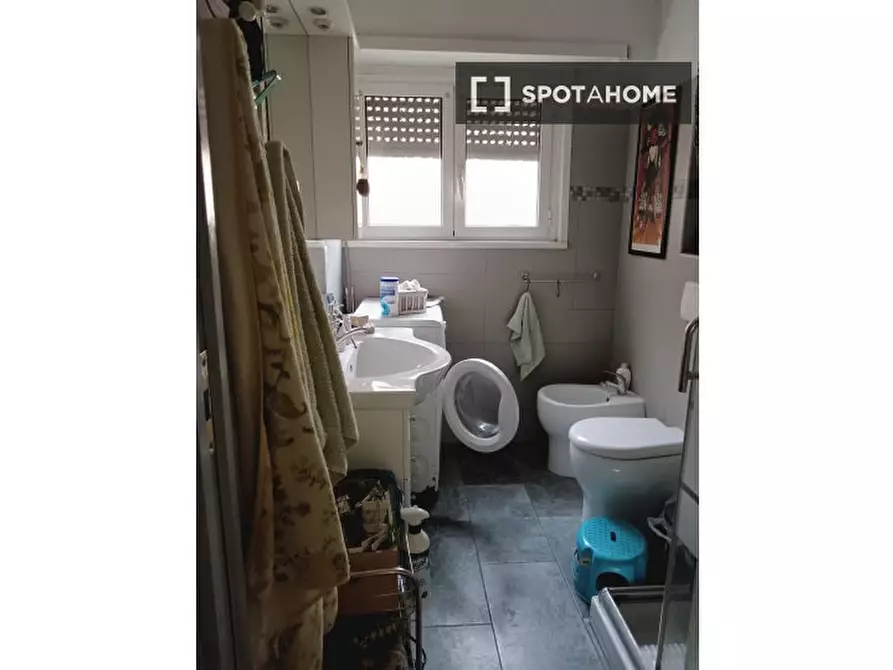 Immagine 6 di Camera condivisa in affitto  in Via Prenestina a Roma