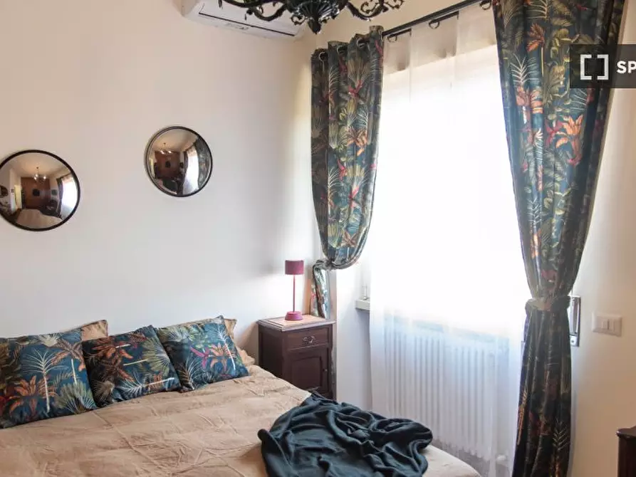 Immagine 2 di Camera condivisa in affitto  in Via Mario Musco a Roma