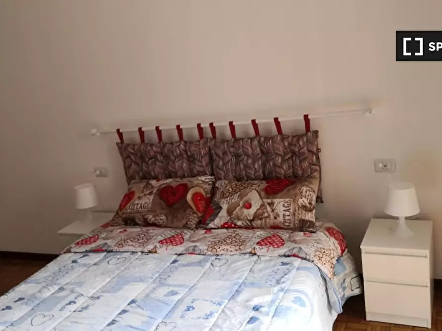 Immagine 5 di Camera condivisa in affitto  in Via Milano a Baranzate