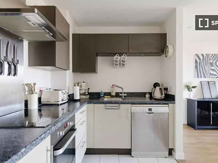 Immagine 2 di Appartamento in affitto  in flat a Poplar