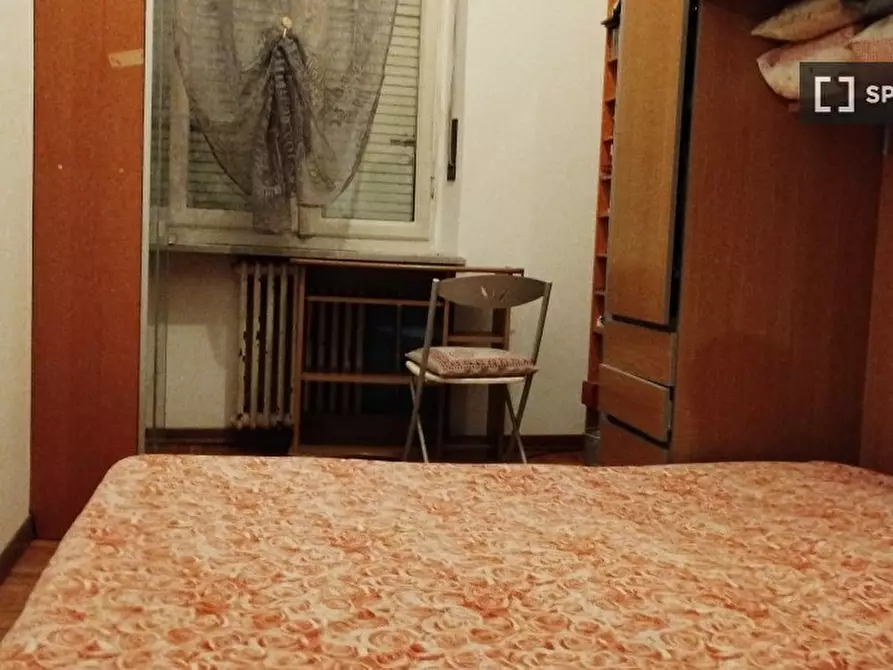 Immagine 8 di Camera condivisa in affitto  in Via Borgomanero a Torino