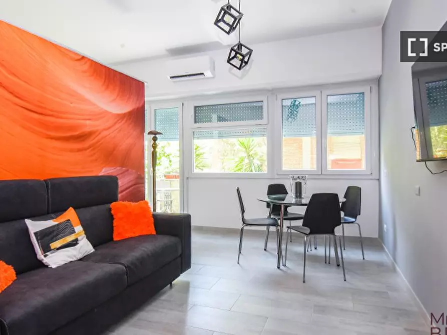 Immagine 1 di Appartamento in affitto  in Via Salvatore Pincherle a Roma