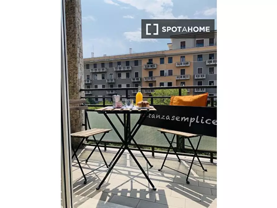 Immagine 6 di Camera condivisa in affitto  in Corso Peschiera n. a Torino