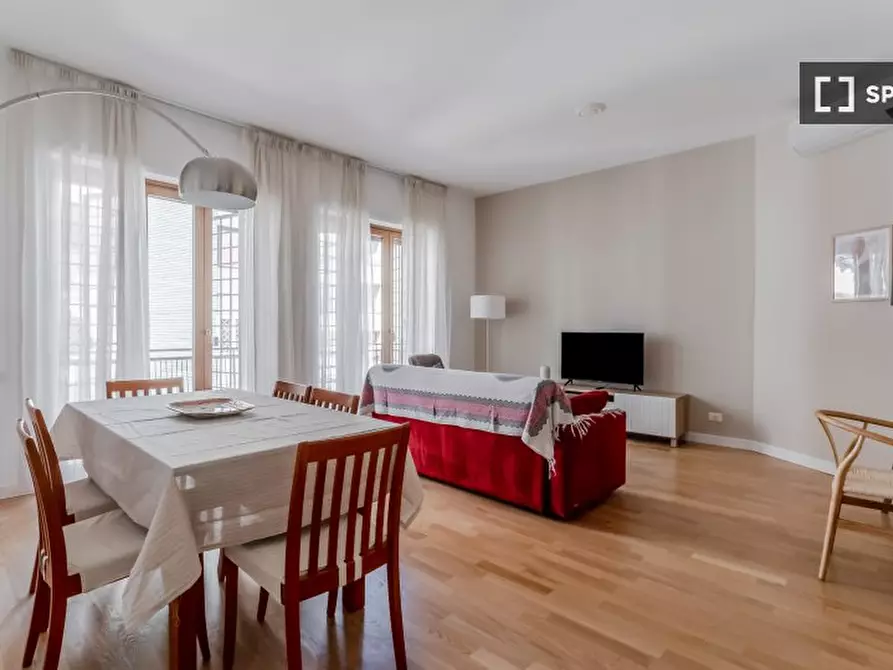 Immagine 5 di Appartamento in affitto  in Via Accademia dei Virtuosi a Roma