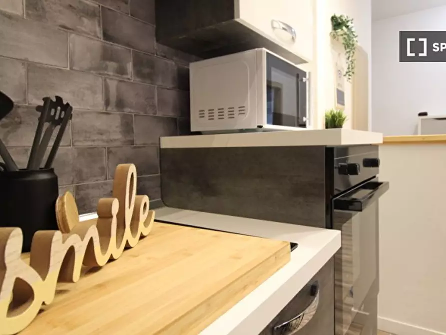 Immagine 14 di Camera condivisa in affitto  in Ambaraga a Brescia