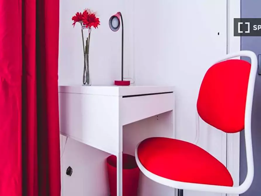 Immagine 5 di Camera condivisa in affitto  in Viale Monza Milan a Milano