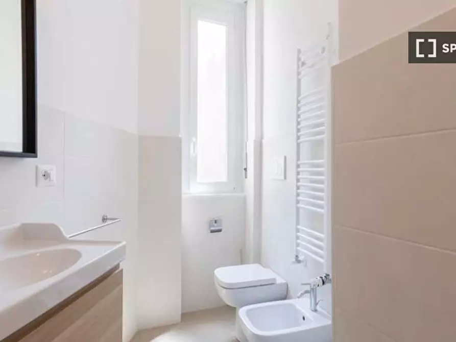 Immagine 7 di Camera condivisa in affitto  in Via della Moscova a Milano