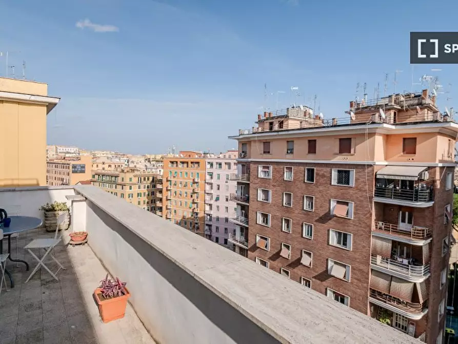 Immagine 15 di Appartamento in affitto  in Via Acaia a Roma