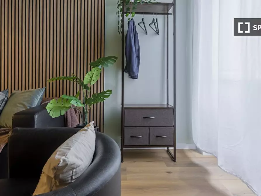 Immagine 11 di Appartamento in affitto  in Via Duccio Galimberti a Roma