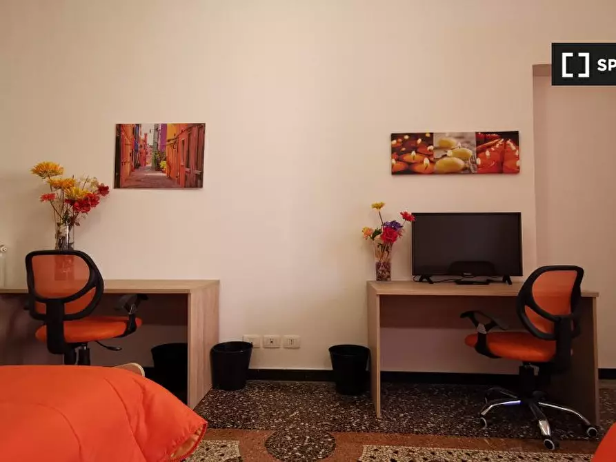 Immagine 13 di Camera condivisa in affitto  in Via Venezia a Genova