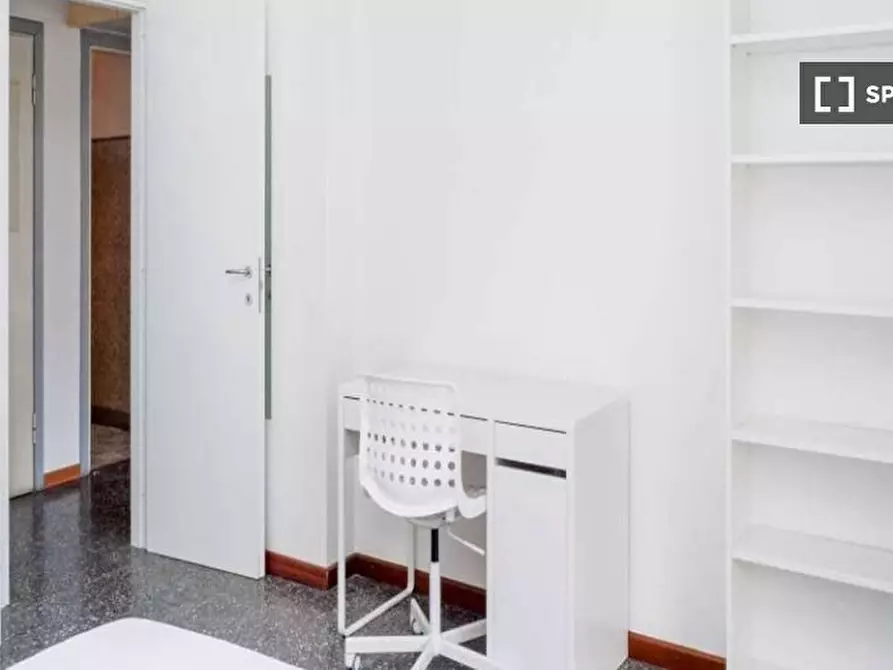 Immagine 18 di Camera condivisa in affitto  in Via Luca Ghini a Milano