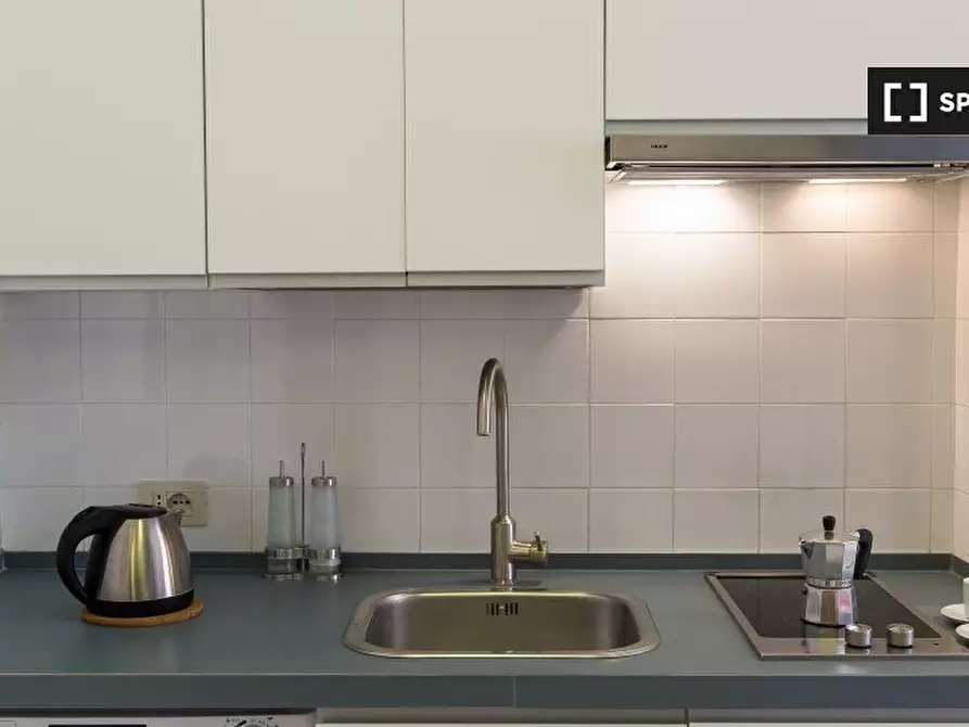 Immagine 7 di Appartamento in affitto  in Via del Beato Angelico a Roma