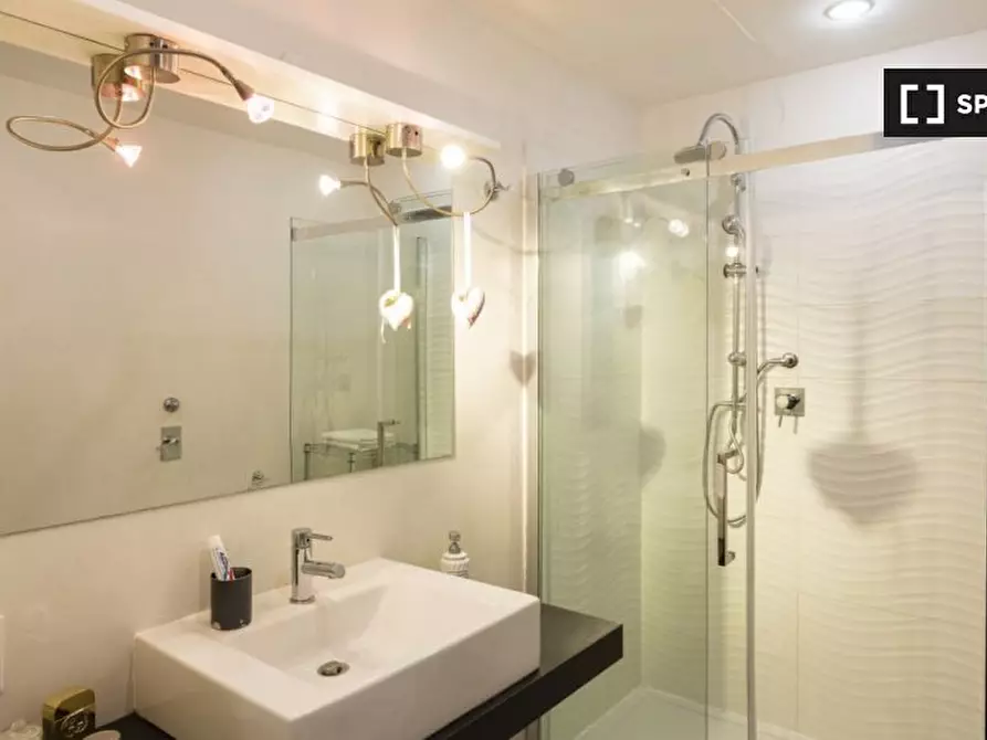 Immagine 13 di Appartamento in affitto  in Piazza S. Marco a Milano