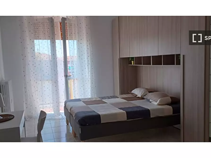 Immagine 2 di Camera condivisa in affitto  in Via Lanfranco della Pila a Milano