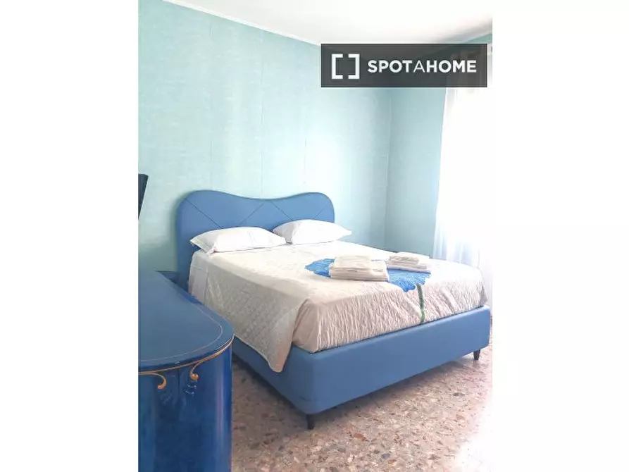 Immagine 18 di Appartamento in affitto  in Via Cipriano Facchinetti a Roma