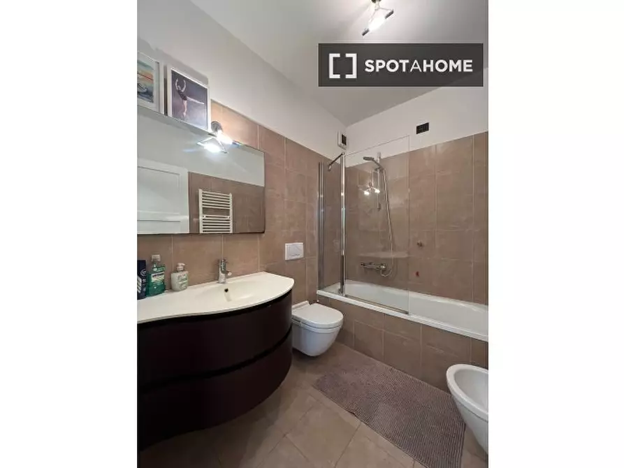 Immagine 12 di Appartamento in affitto  in Viale Brenta a Milano