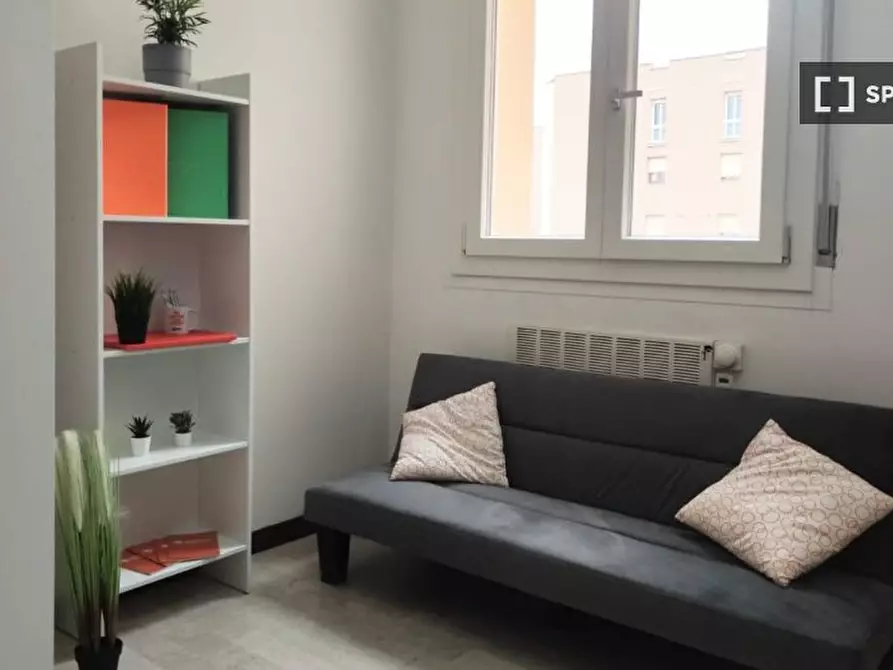 Immagine 11 di Camera condivisa in affitto  in Della Barca a Bologna