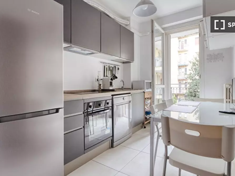 Immagine 2 di Appartamento in affitto  in Via Scaldasole a Milano