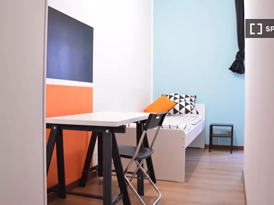 Immagine 1 di Camera condivisa in affitto  in Via Tigelliob a Cagliari