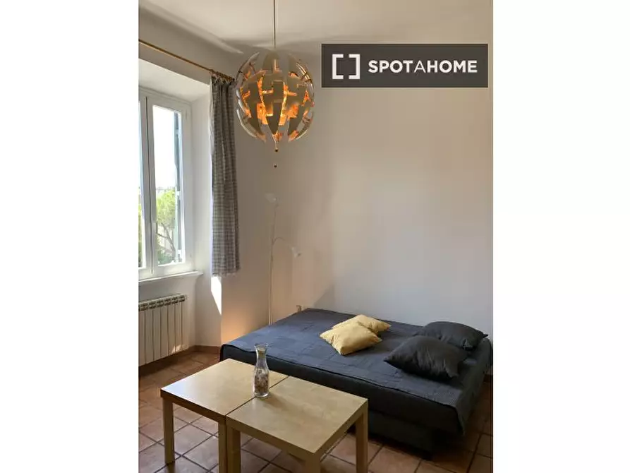 Immagine 17 di Appartamento in affitto  in Via Francesco Caracciolo a Roma