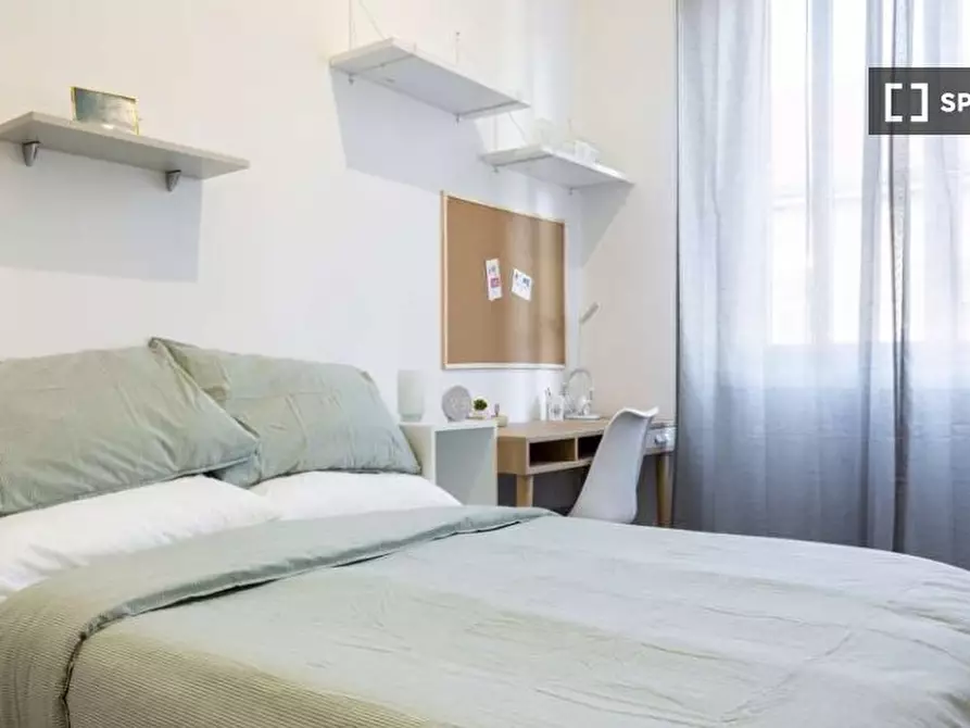 Immagine 1 di Camera condivisa in affitto  in Via Carmagnola a Milano