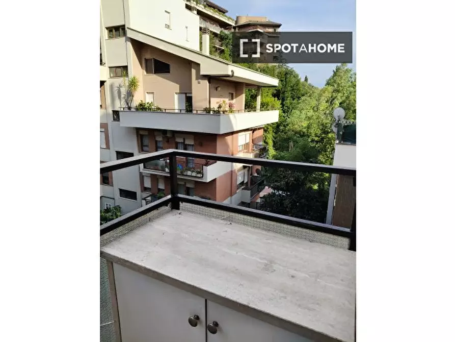 Immagine 18 di Appartamento in affitto  in Via Gradoli a Roma