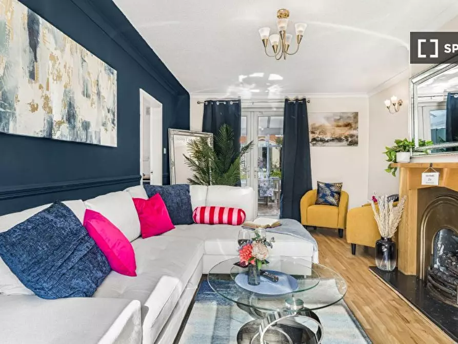 Immagine 2 di Appartamento in affitto  in Borrowdale Rd a Middleton