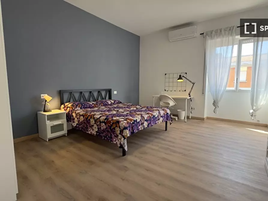 Immagine 9 di Camera condivisa in affitto  in Via Salvatore Pincherle a Roma