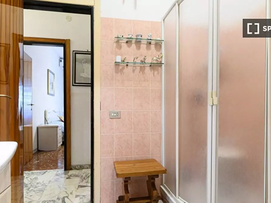 Immagine 4 di Appartamento in affitto  in Via Piegaro a Roma