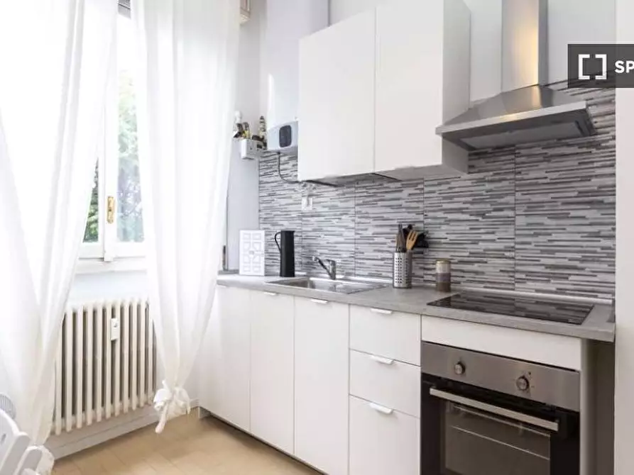 Immagine 10 di Camera condivisa in affitto  in Via Sulmona a Milano