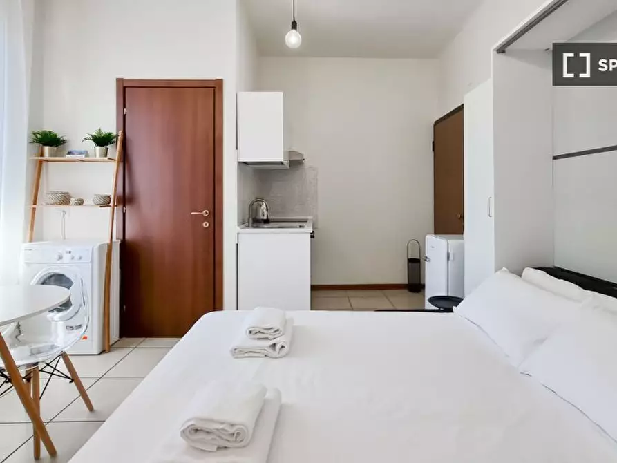 Immagine 7 di Appartamento in affitto  in Via Gallura a Milano