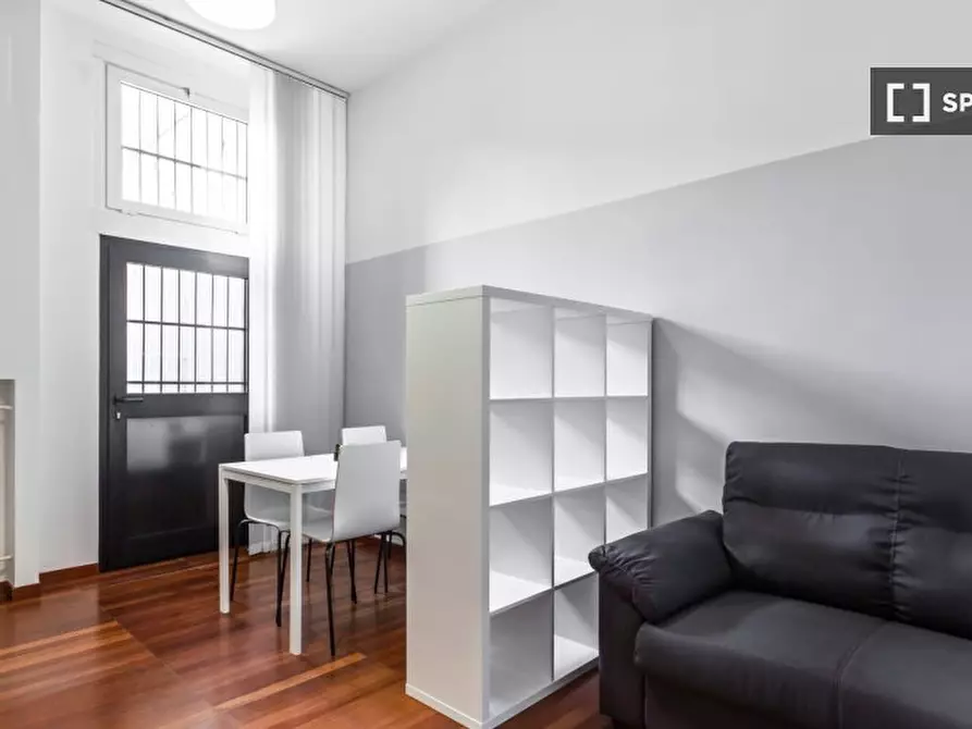 Immagine 8 di Camera condivisa in affitto  in Via Giuseppe Massarenti a Milano