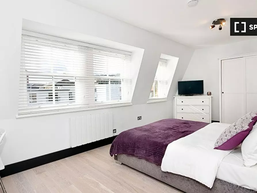 Immagine 7 di Appartamento in affitto  in Flat Heinze Building a Islington