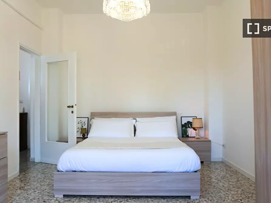 Immagine 9 di Appartamento in affitto  in Viale Cassala a Milano