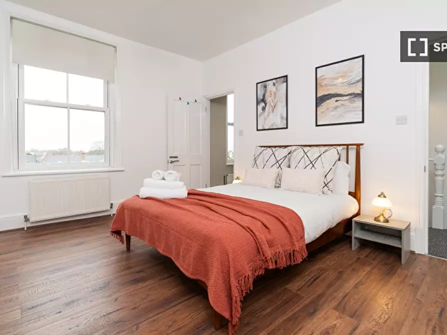Immagine 13 di Appartamento in affitto  in High Street Mews a Merton