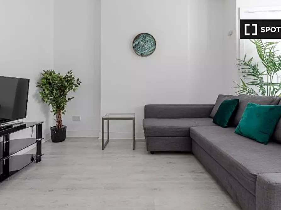 Immagine 1 di Appartamento in affitto  in Apartment a Kensington