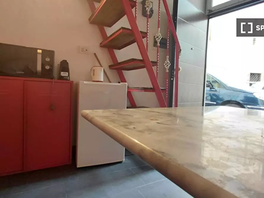 Immagine 8 di Ufficio in affitto  in Vicolo dei Modelli a Roma