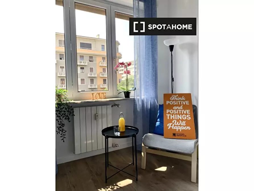 Immagine 3 di Camera condivisa in affitto  in Corso Peschiera n. a Torino