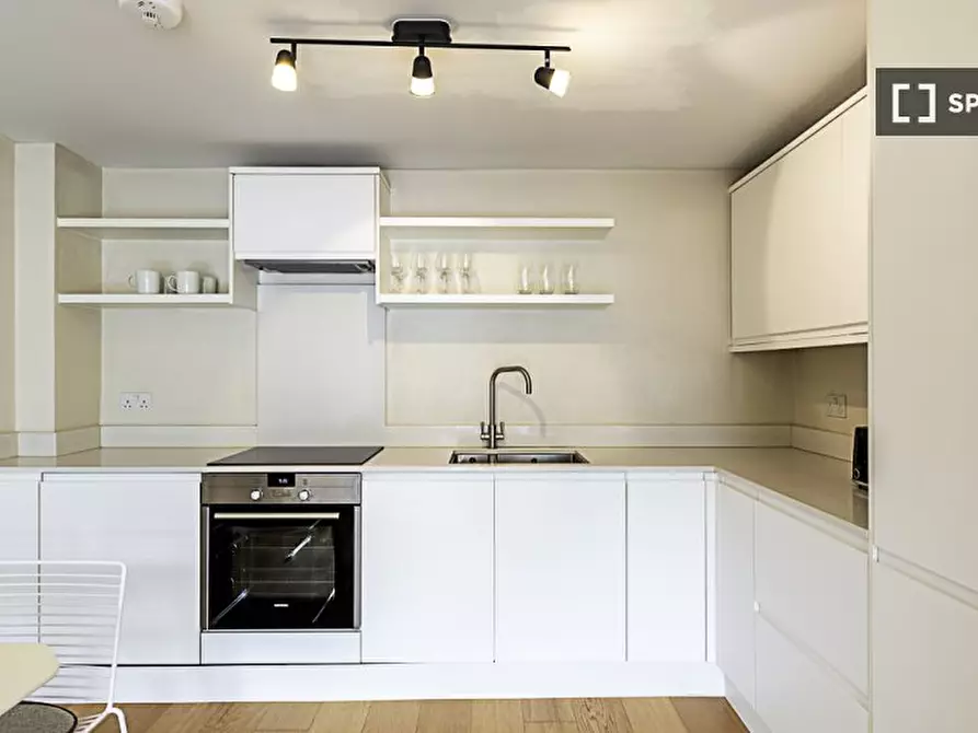 Immagine 7 di Appartamento in affitto  in Flat a 
