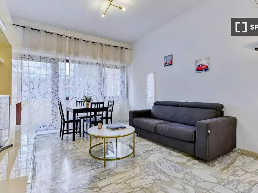 Immagine 2 di Appartamento in affitto  in Via Anton Giulio Barrili a Roma