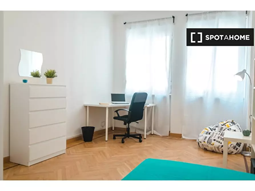 Immagine 4 di Camera condivisa in affitto  in Via Sant'Agostino a Torino