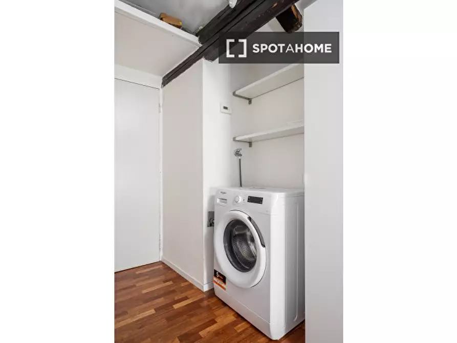 Immagine 10 di Appartamento in affitto  in Via Zamboni a Bologna